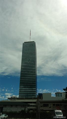 Building Photo - 1750 Kalakaua Ave