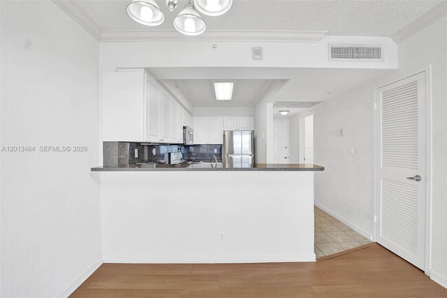 Foto del edificio - 2501 S Ocean Dr