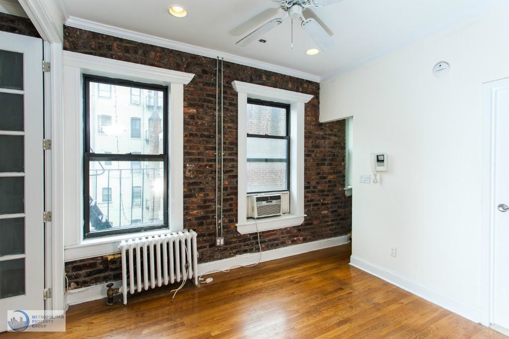 Foto principal - 432 E 13th St