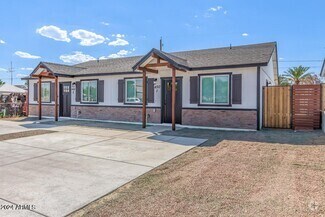Building Photo - 217 N 88th Pl