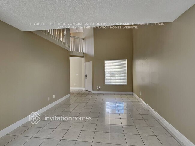 Foto del edificio - 10129 SW 223rd Terrace