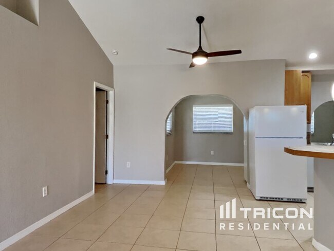 Foto del edificio - 23120 Donalda Avenue Port Charlotte FL