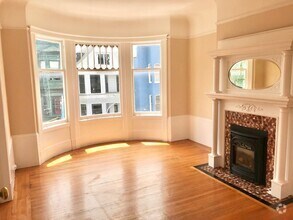 Building Photo - 572 Haight St