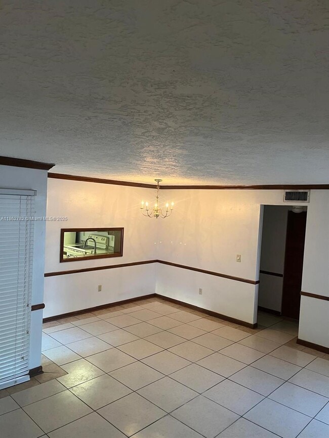 Foto del edificio - 1021 Adams Ave