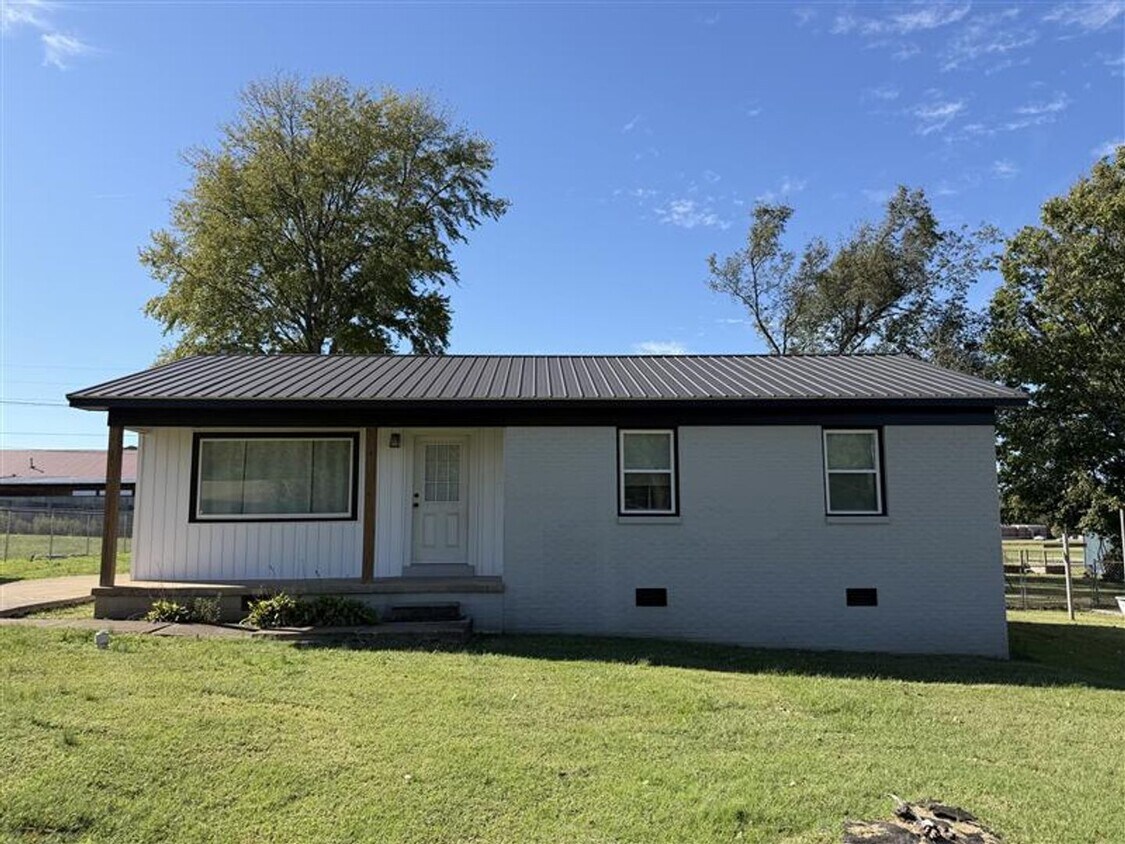 Foto principal - Quaint Home In Martin, TN!!!