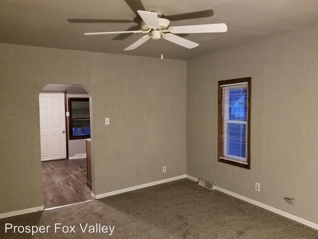 Building Photo - 3 br, 1 bath House - 614 Maple Street