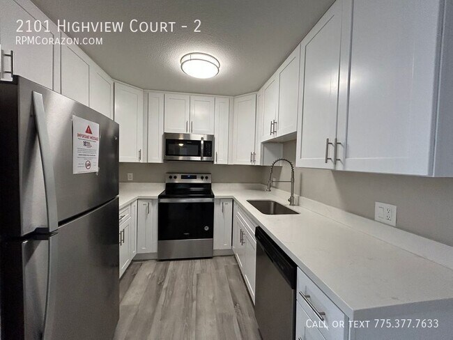 Foto del edificio - 2101 Highview Ct