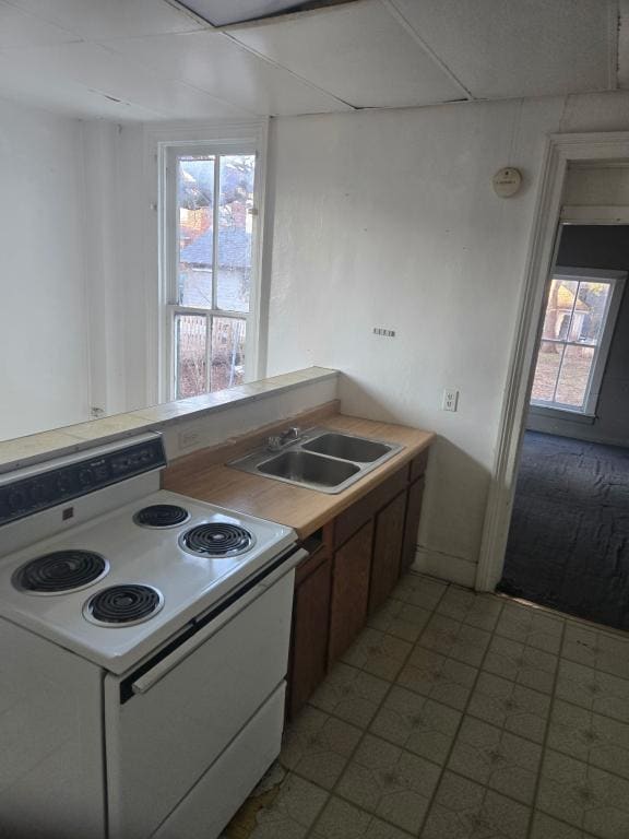 Building Photo - 538 W Broadway St