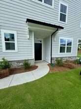 Building Photo - 9417 Munsing Dr