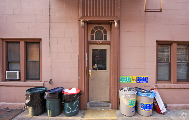 Building Photo - 520 East 5th Street