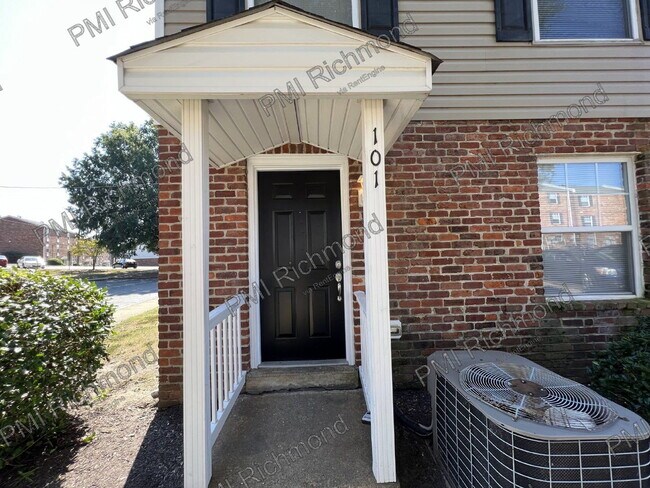 Building Photo - 3520 E Richmond Rd