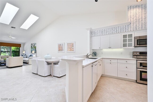 Foto del edificio - 6631 Trident Way