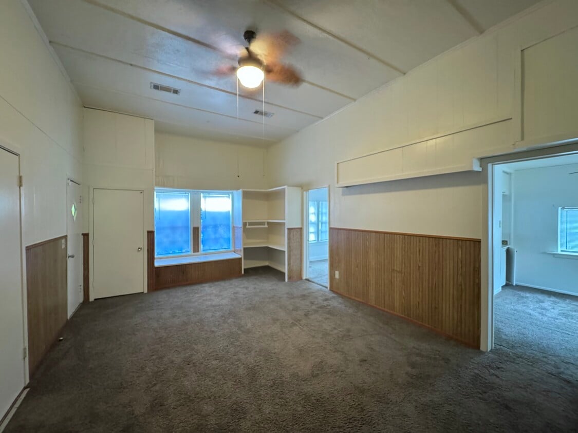 Foto del edificio - 715 Oscar Smith St