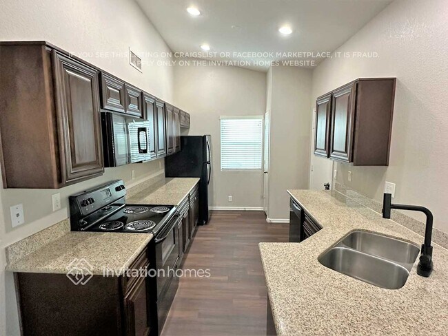 Foto del edificio - 8931 W Fullam St