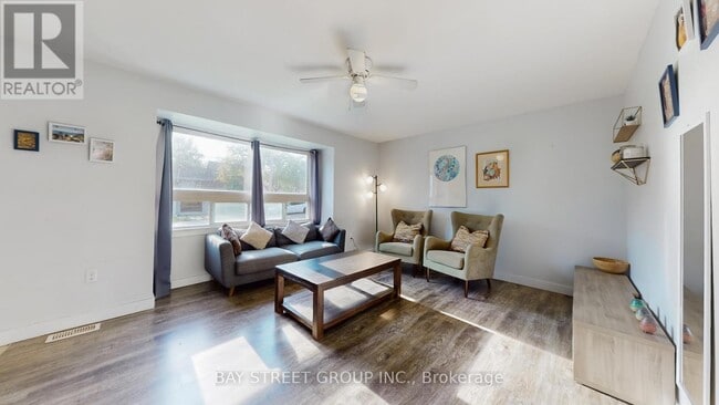 Building Photo - 24 Empire St