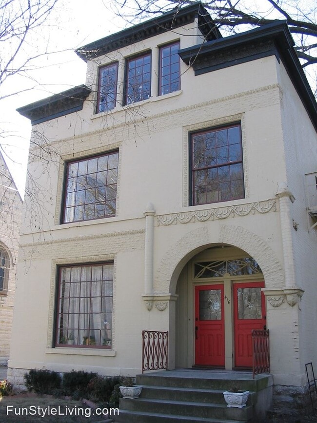 Building Photo - 416 W Magnolia Ave