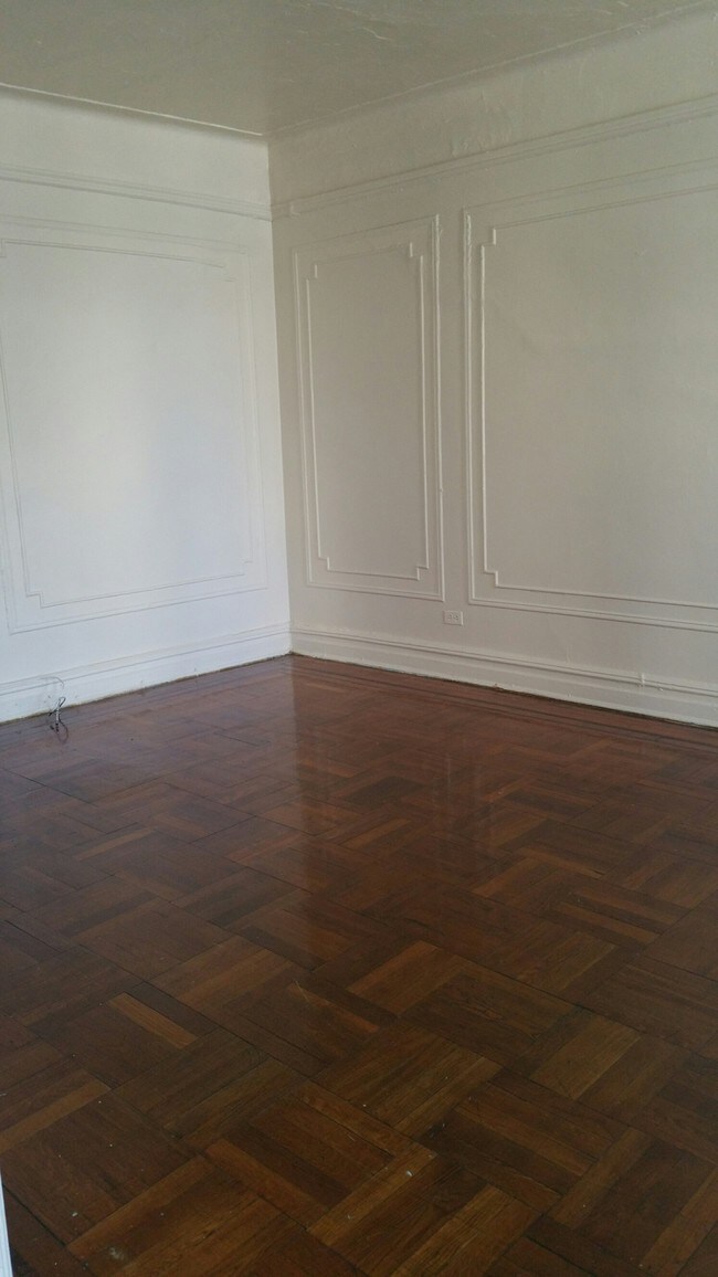 Building Photo - 373 92nd St