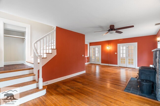 Foto del edificio - Asheville - Historic Charm Meets Modern Living!