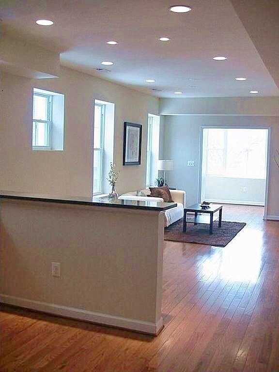 Foto del edificio - 2445 Callow Ave