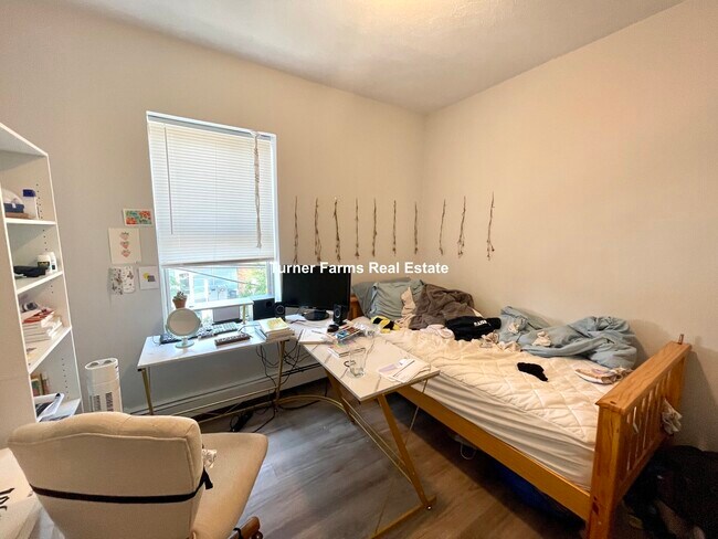 Foto del edificio - 122 Berkshire St
