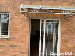 Foto del edificio - 83-47 258th St