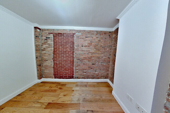 Foto del edificio - 338 E 100th St