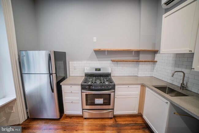 Foto del edificio - 2124 Spruce St