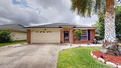 Building Photo - 11201 Wandering Oaks Dr