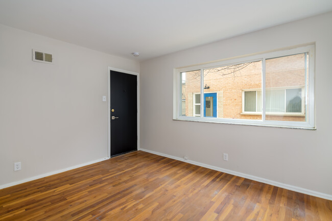 Building Photo - 5092 Waterman Blvd