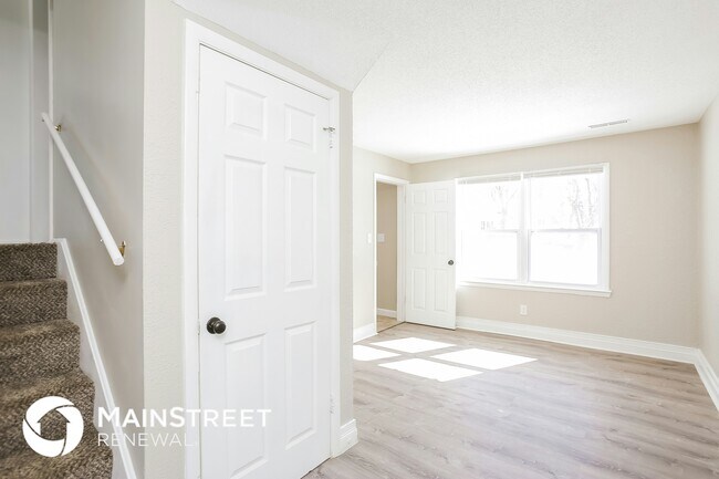 Foto del edificio - 9306 Fairwood Dr