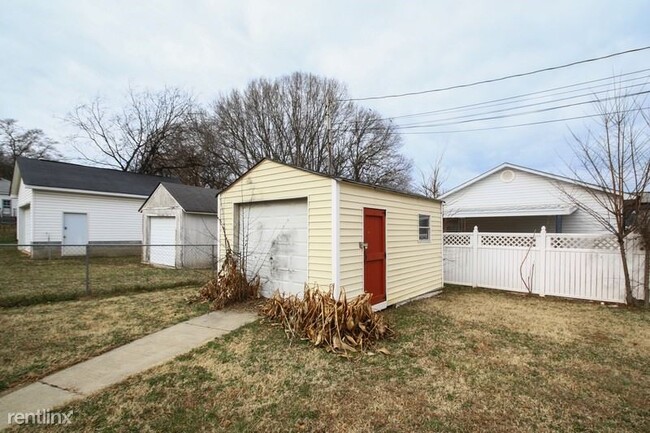 Building Photo - 3 br, 2 bath House - 620 Flora Ave NW