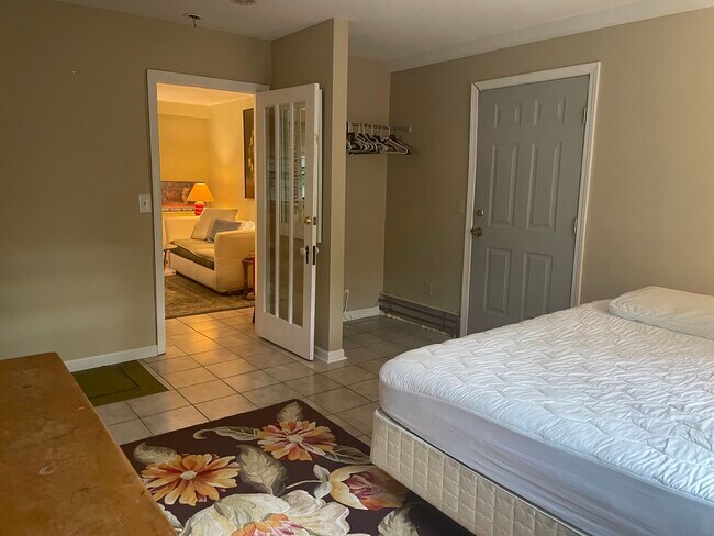 Foto del edificio - 85 Crescent Rd