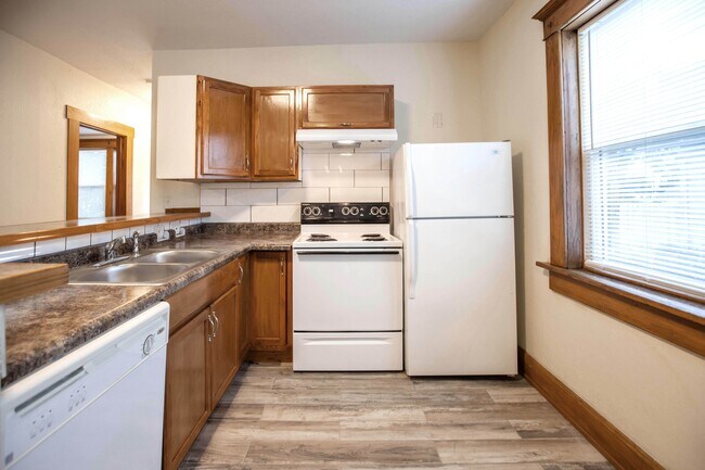 Foto del edificio - 724 Laramie St