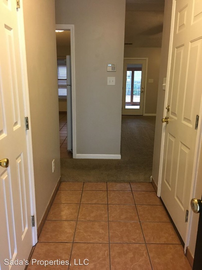 Foto del edificio - 6416 Chartley Dr