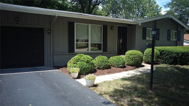 Building Photo - 1119 Port Diane Dr