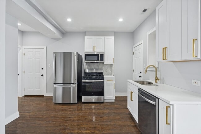 Foto del edificio - 4212 S King Dr