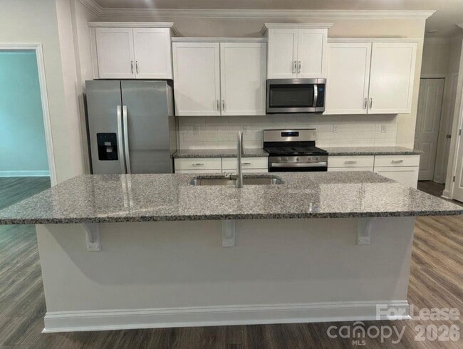 Building Photo - 7870 Iron Rd