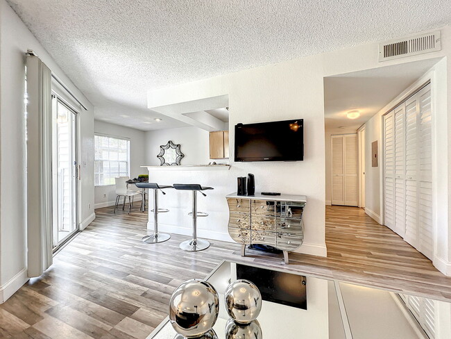 Building Photo - Westwood Boulevard, Orlando, FL 32821 - 1 ...