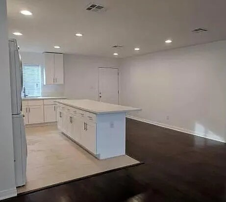 Foto del edificio - 5178 Almont St