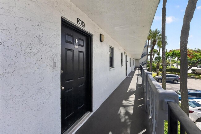 Building Photo - 9235 SW 8th St