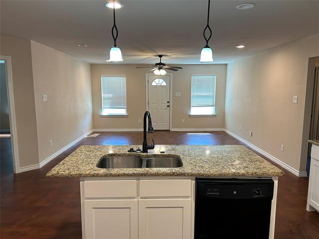 Building Photo - 313 Elmwood St