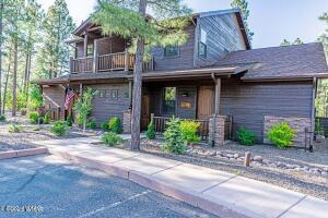 Foto principal - 461 S Spirea Ln