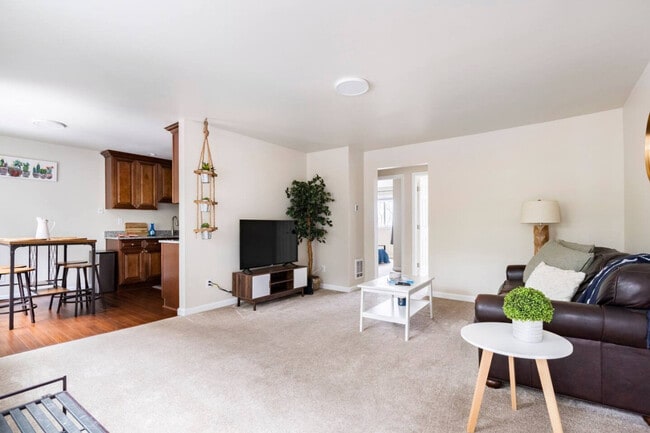 Foto del edificio - 18255 73rd Ave NE