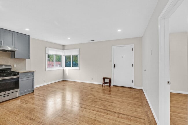 Foto del edificio - Newly Updated 2/2