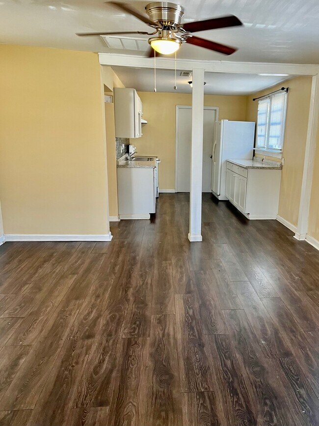 Foto del edificio - 1506 Ivy Heights