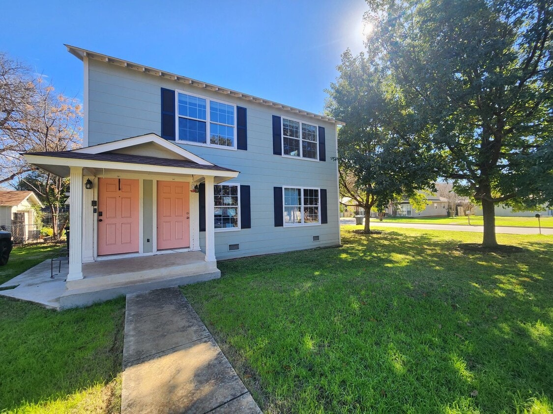 281 Klingemann St, New Braunfels, TX 78130 House Rental in New Braunfels, TX