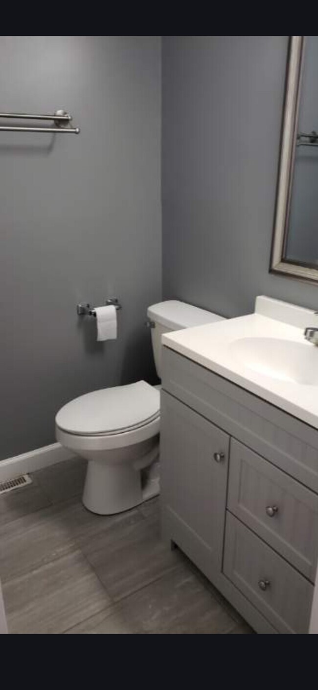 Foto del edificio - 2113 Saint Michael Dr