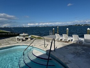 Building Photo - 7921 East Dr