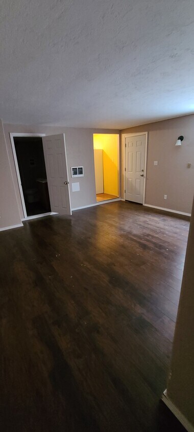 Foto principal - 1023 7th Ave N