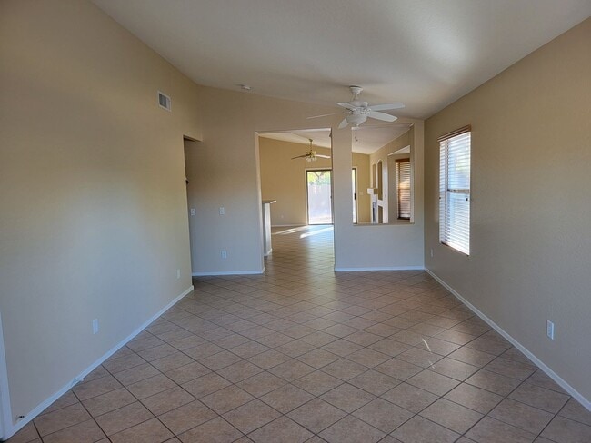 Building Photo - 16885 W STATLER ST, Surprise, AZ 85388